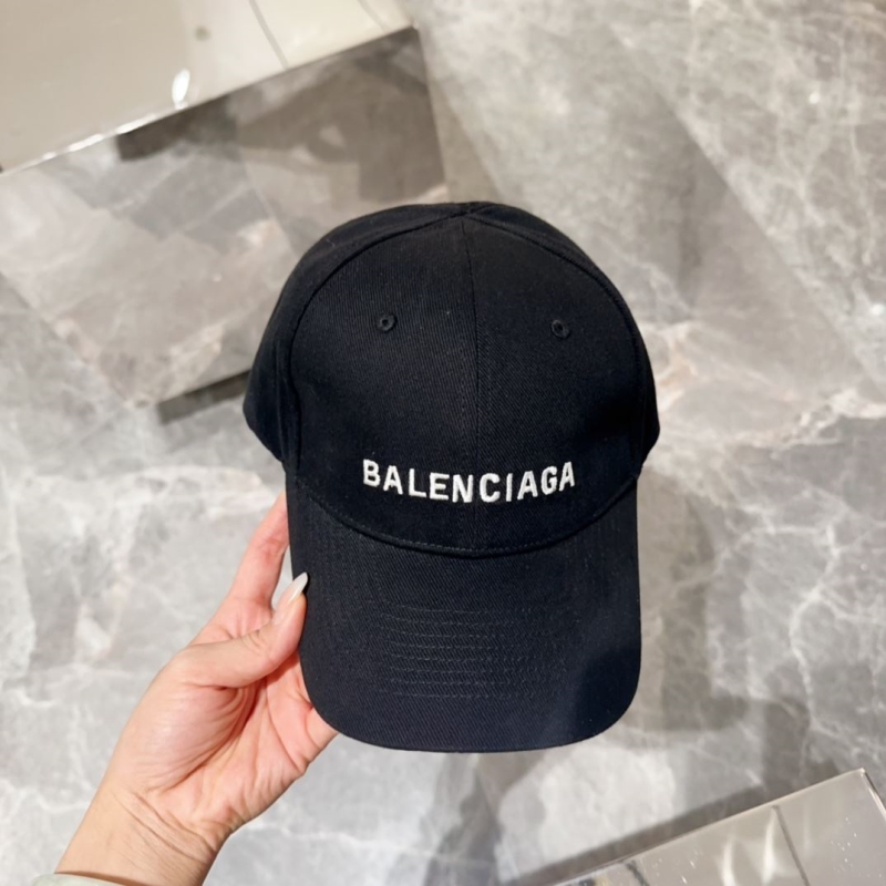 BALENCIAGA